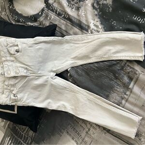 Zara Cream Ankle Cropped Jeans